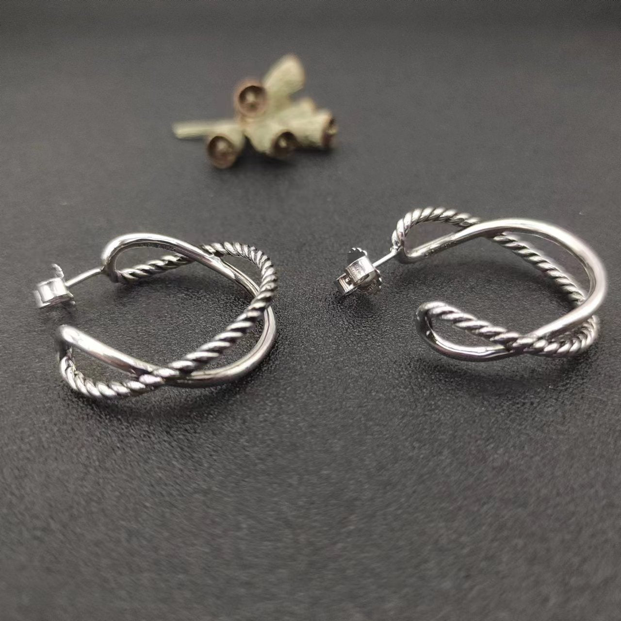 David Yurman Gold Hook Twisted Wire Buckle Earrings in Sterling Silver With 14K Yellow Plated